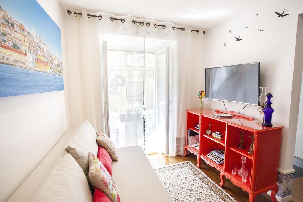Typical Bairro Alto Apartment Лісабон Екстер'єр фото